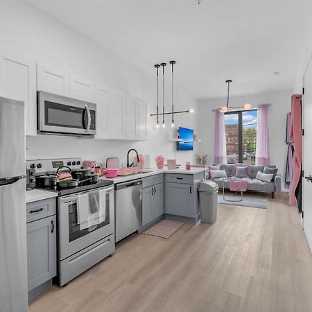 Pink Heaven Indoor Pool, Free Parking, Near Nyc Apartment Elizabeth Bagian luar foto